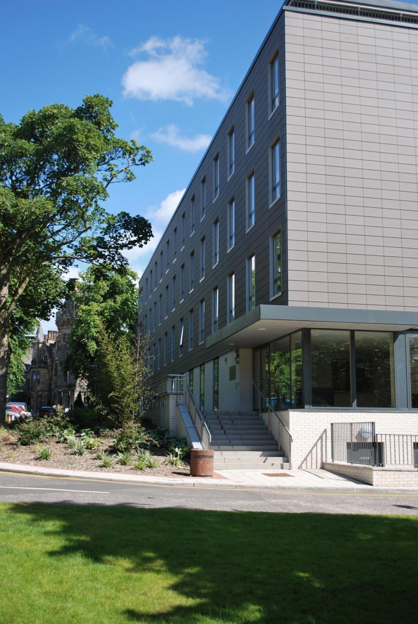 Summer Stays At The University Of Edinburgh Exterior photo